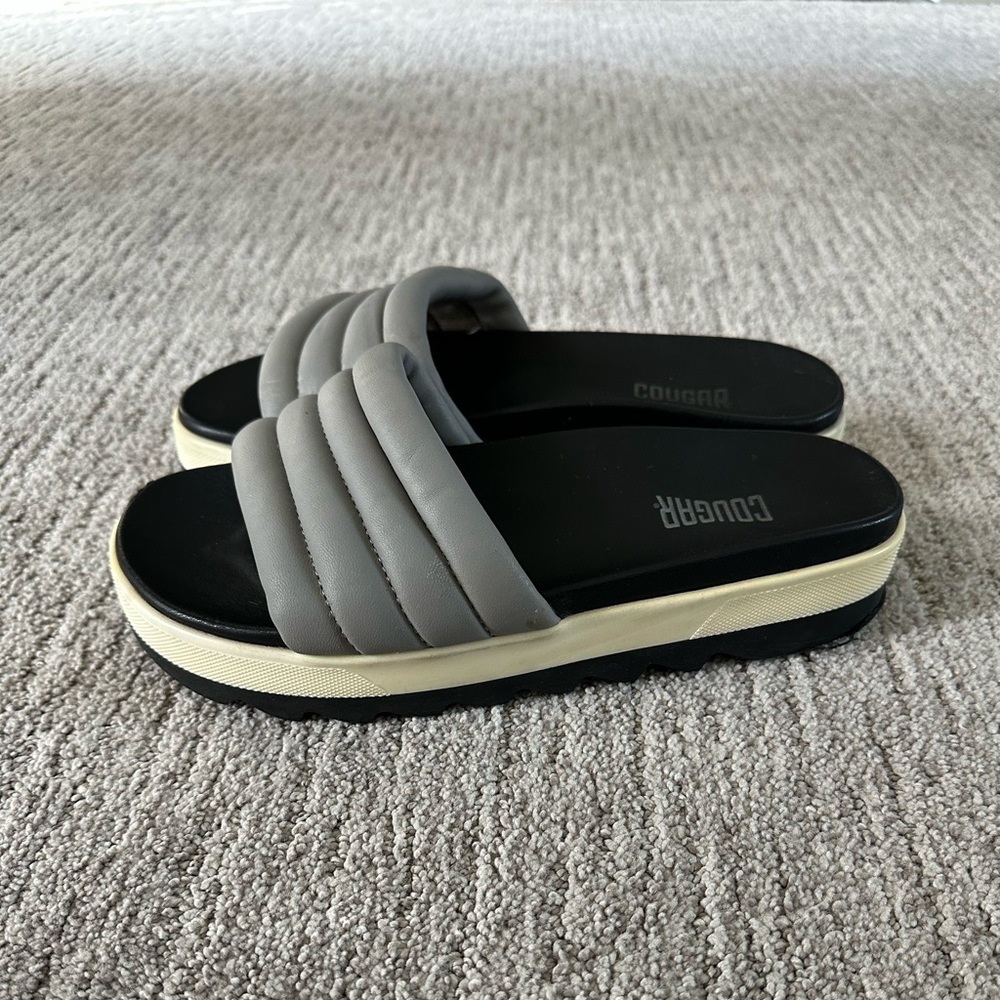 Cougar Women's Gray Slide Sandals - Picture 5 of 8